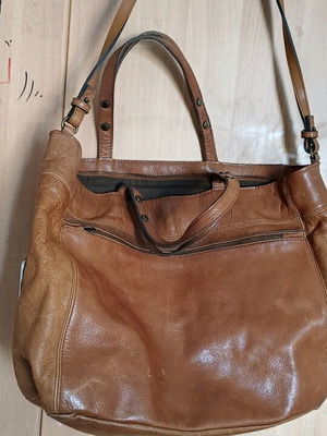Zara leather handbag used, brown with large capacity