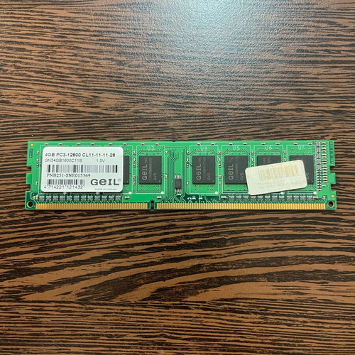 GeIL 4GB DDR3 DIMM Desktop RAM used, 1600MHz, PC3-12800, CL11