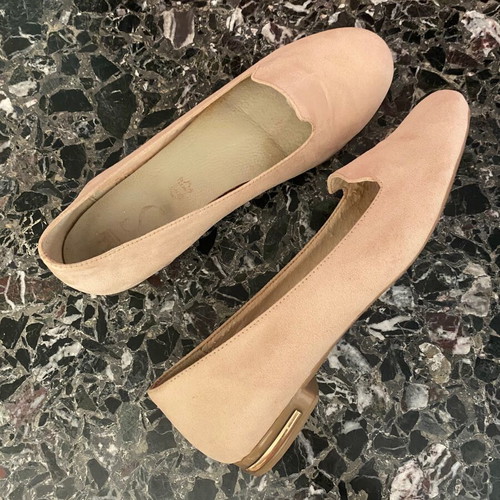 Beige ballerinas used, in excellent condition, size 38