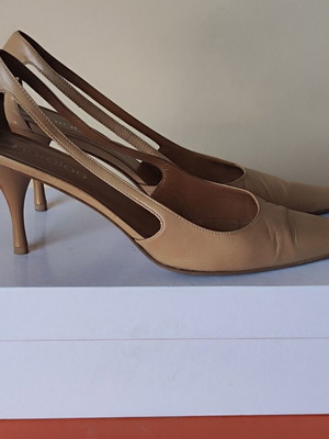 Haralas vintage leather pumps nude taupe size 40, used, 8cm heel