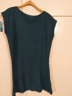 Knitted winter petrol dress used
