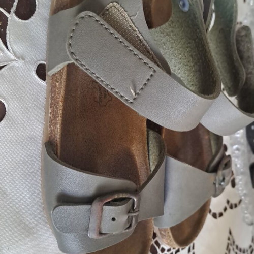 Children's sandals size 26 used, grey and brown
