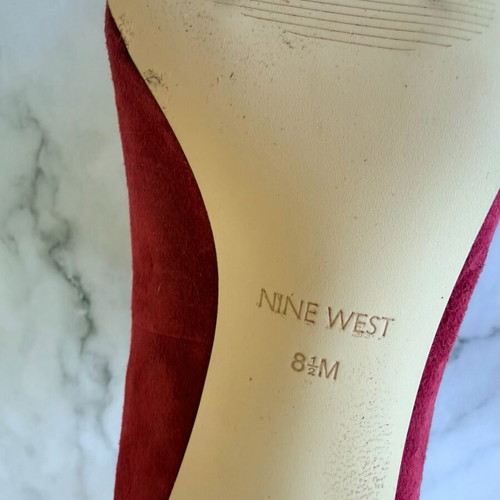 Nine West women's suede pump new, red, size 38.5