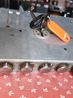 Lock used with functional latch, needs servicing