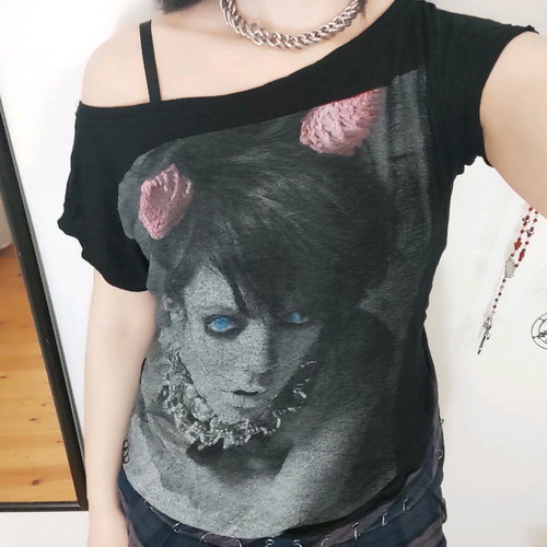Emo Short-Sleeve T-Shirt Miss Pinky Used Size M 2000s