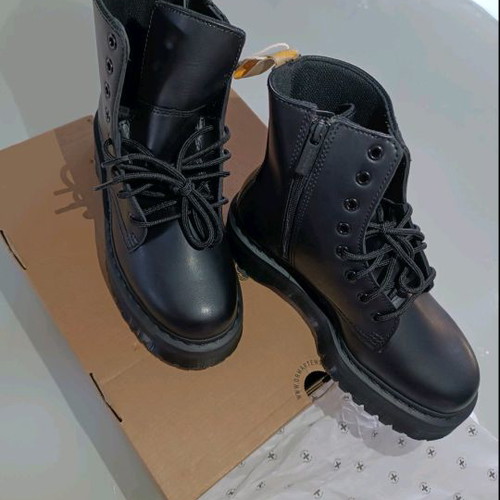 Dr. Martens Jadon II Mono Vegan boots new, black, size 41