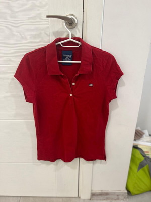 Polo Jeans Co. Ralph Lauren γυναικεία πόλο μπλούζα μέγεθος Medium μεταχειρισμένη κόκκινο λογότυπο