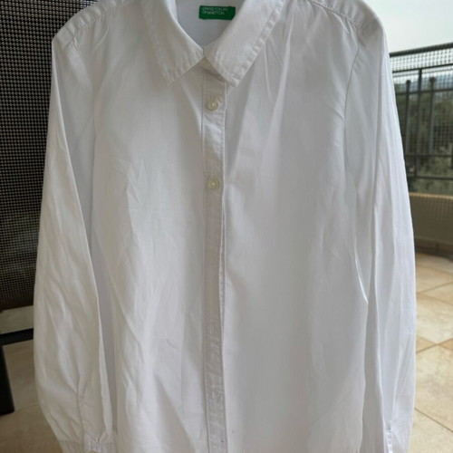 Benetton girls' shirt for ages 7-8, white, like new
