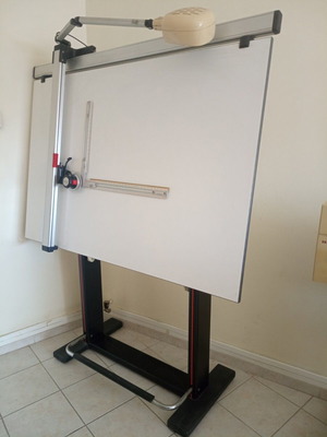 Neolt Leonar professional drafting table used