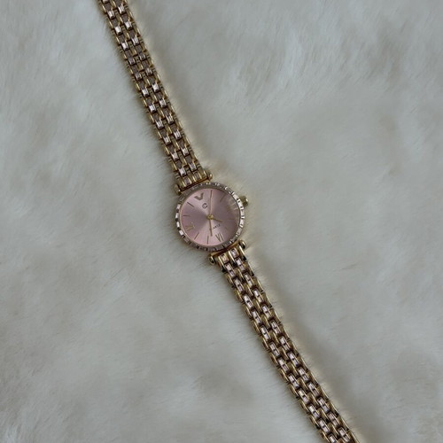 Women's watch with rhinestones and pink dial new