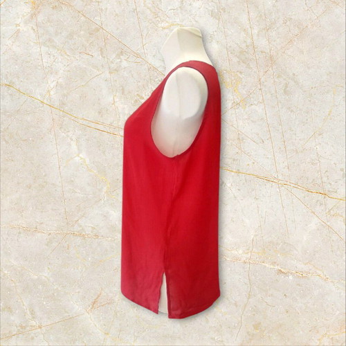 100% Silk Red Top Like New, Size L