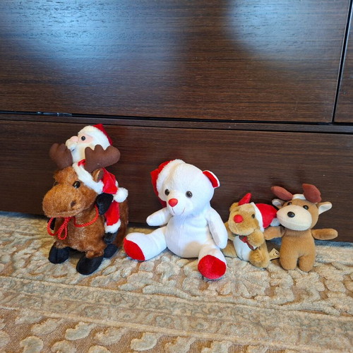 Christmas plush set used with Santa Claus, teddy bear and reindeer