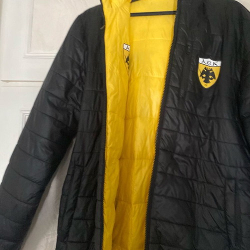 Jacket authentic like new, reversible, size medium
