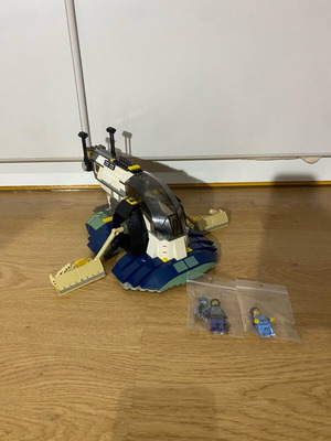 Lego Jango Fett’s Slave I set used with minifigures