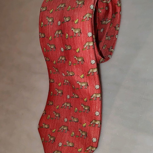 Hermes Paris 7893 MA silk tie used, pink with frog and cow pattern