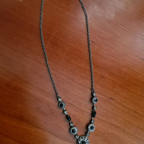 Silver-colored necklace with black stones unused from Accessorize