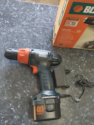 Black & Decker CD12CE 12V Cordless Drill New