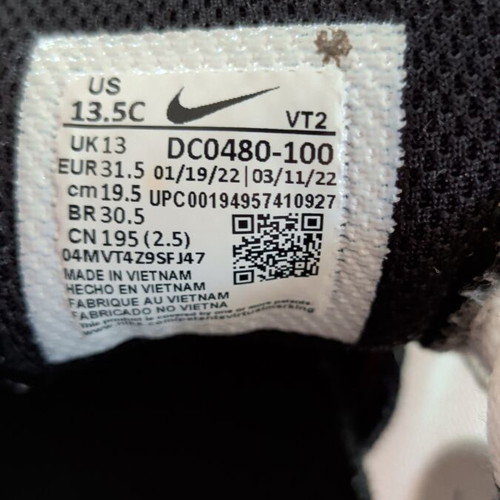 Nike athletic shoes size 31.5 used, white and gray