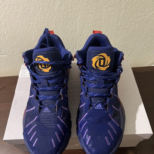 Adidas D.O.N. Issue basketball shoes size 42