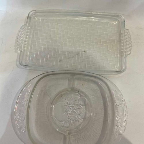 Vintage glass serving platters set of 2 used