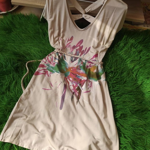 Cream beige dress new, comfortable Small to Medium