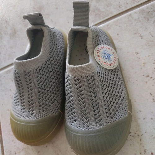 Children's sock shoes size 20 used