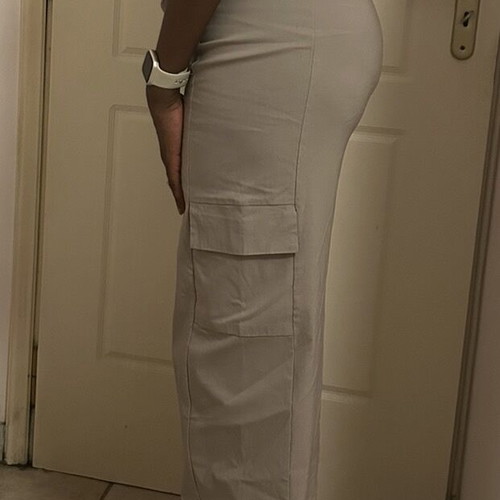 Bohoo gray suit with side pockets, stretchable