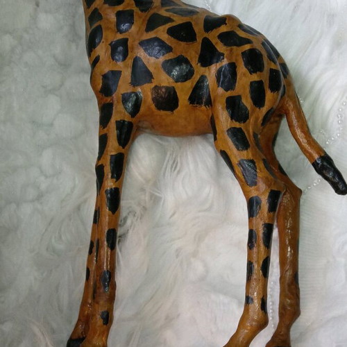 Vintage Handmade Giraffe with Leather Covering, Like New, Height 42cm