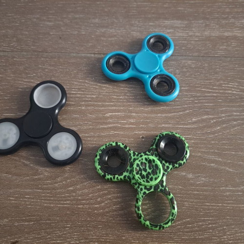 Fidget spinner set of 3 like new