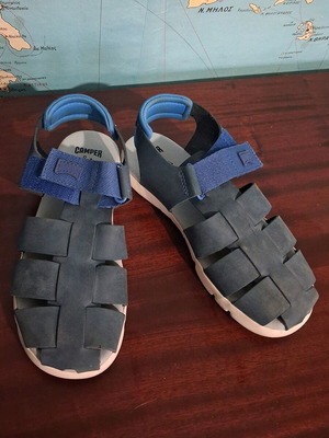 Camper Oruga Kids children's sandals size 33 like new, blue