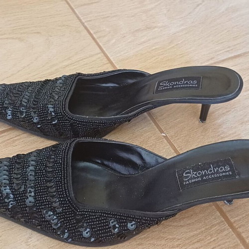 Women's black mules size 38 with sequins like new