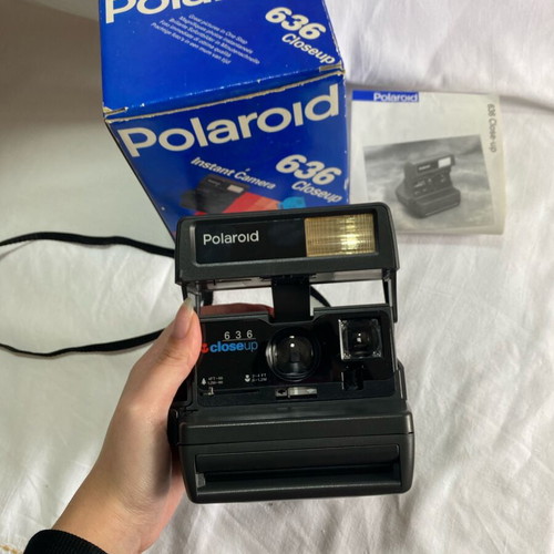 Polaroid 636 Closeup instant camera like new