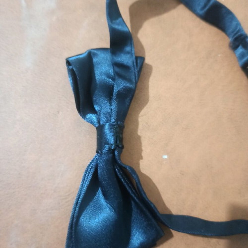 Blue–Black Bow Tie like new for little gentlemen