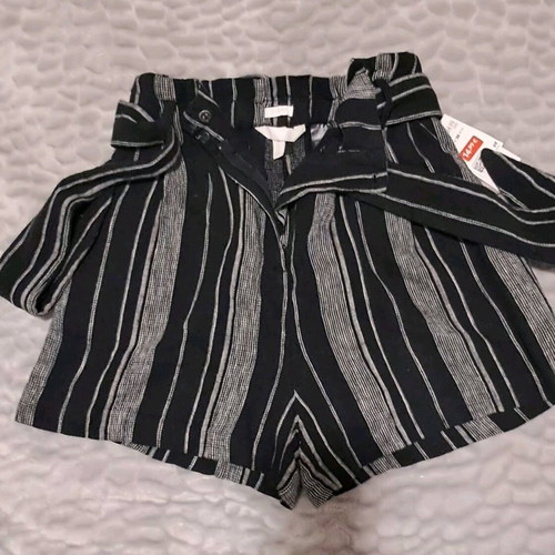 H&M striped short pants size M new