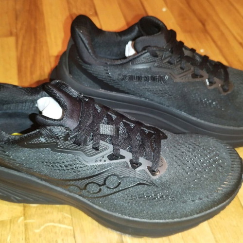 Παπούτσια Saucony Guide 19 καινούργια, ανδρικά αθλητικά νούμερο 42 μαύρα