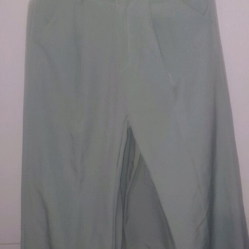 Set suit pistachio-mint like new, large