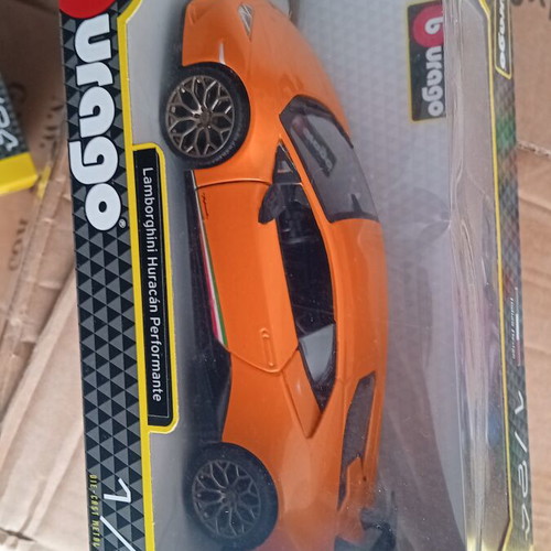 Bburago Lamborghini Huracan Performante 1/24 new