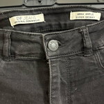 Black skinny jeans used, size S