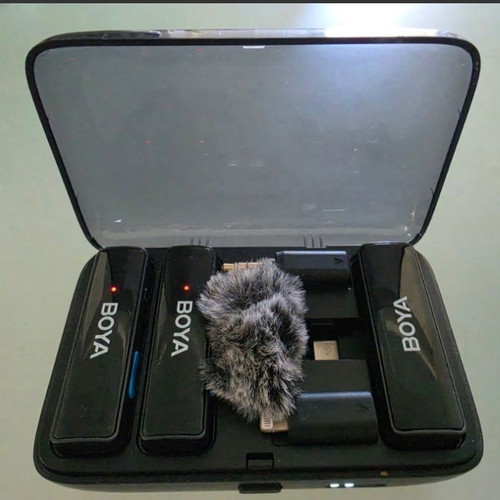 Boya Boyalink Wireless Lavalier Microphones like new