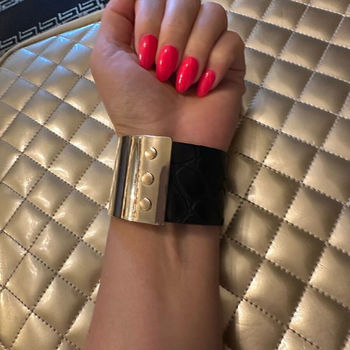 Leather bracelet with gold clasp Waggon Paris like new, black and gold