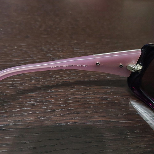 Escada women's glasses used in excellent condition with case