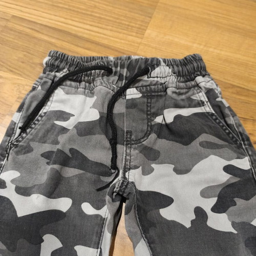 Prenatal Kids' Camo Jogger Pants Like New For Ages 3-4