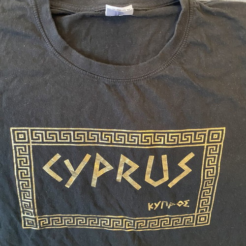 Set of 2 summer T-shirts Santorini and Cyprus XL like new