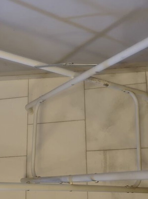 Baby bath stand like new