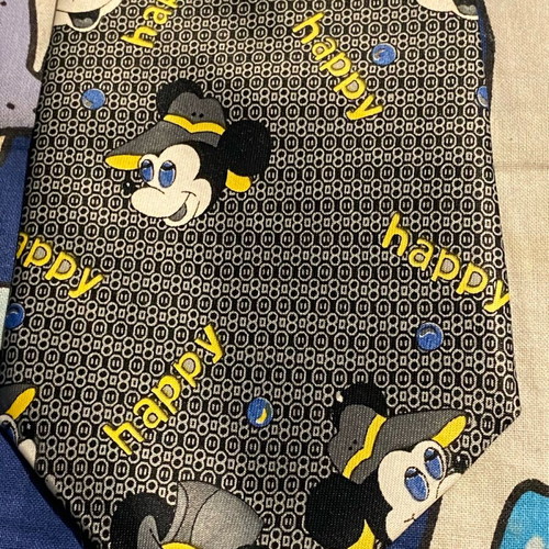 Tie like new with Mickey Mouse design