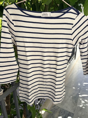 Zara blouse with 3/4 sleeves used, white and blue, size M