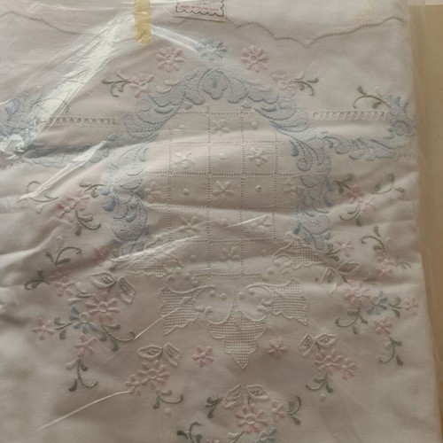 Handmade table linens pack of 4, new