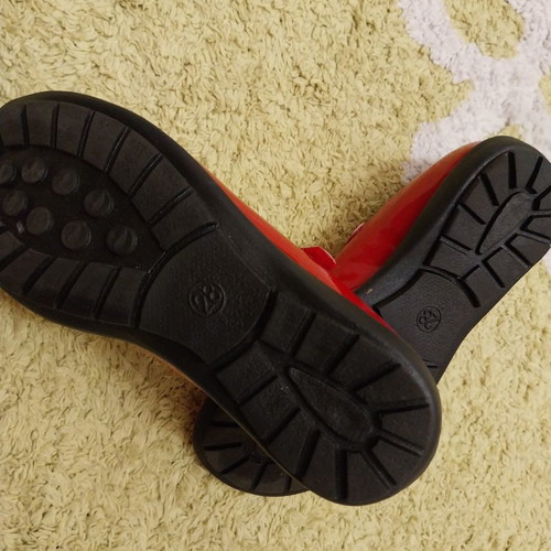 Ricco red patent leather ballerinas like new, size 28