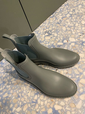 Toni Pons rain boots new, ideal for rain size 41