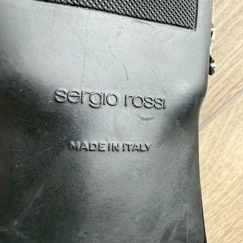 Sergio Rossi flat sandals used, black and silver